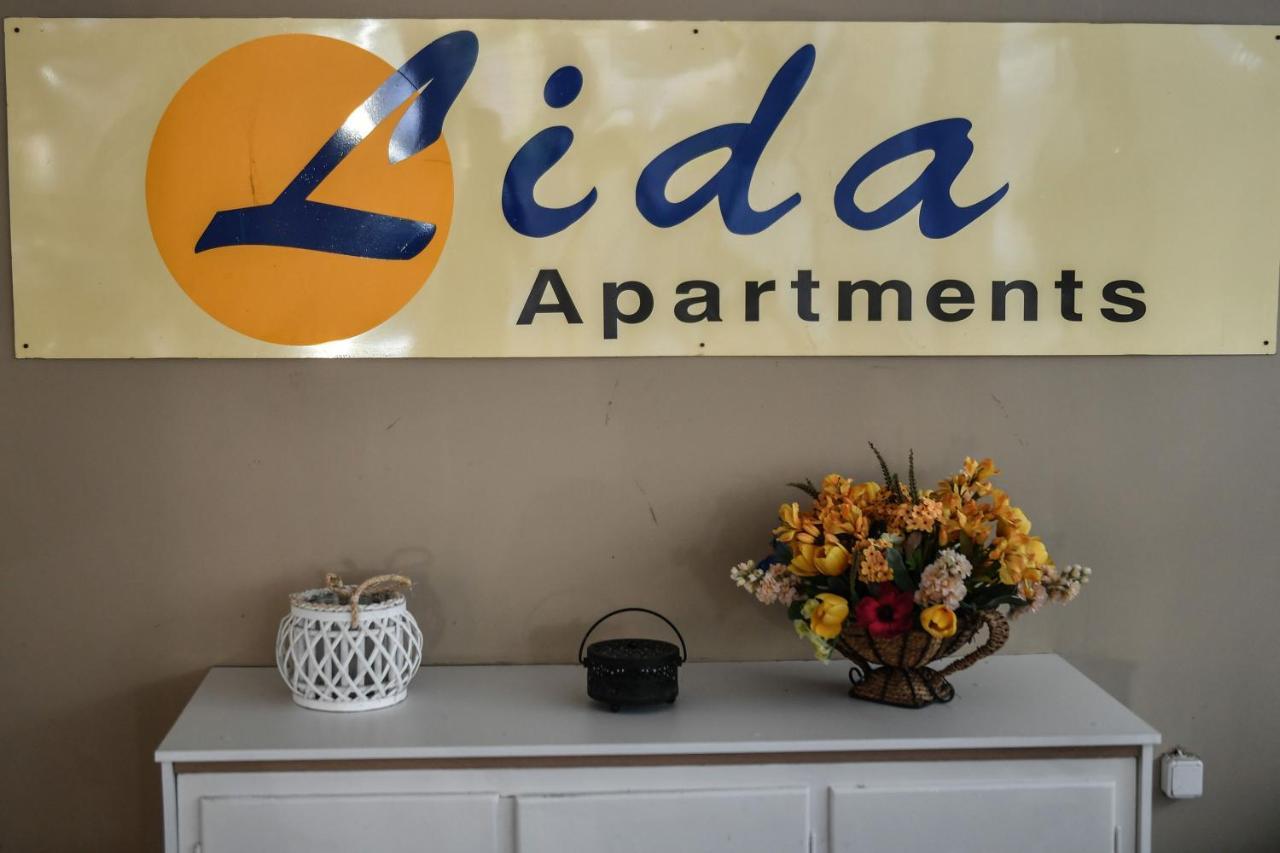 Lida Apartments Каламата Екстериор снимка