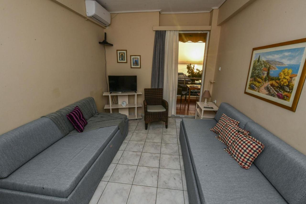 Lida Apartments Каламата Екстериор снимка