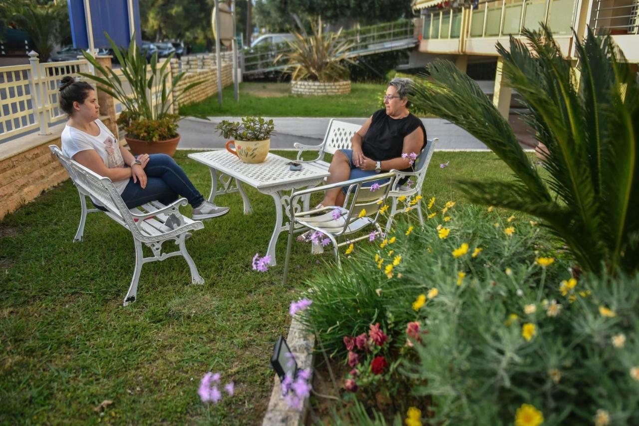 Lida Apartments Каламата Екстериор снимка
