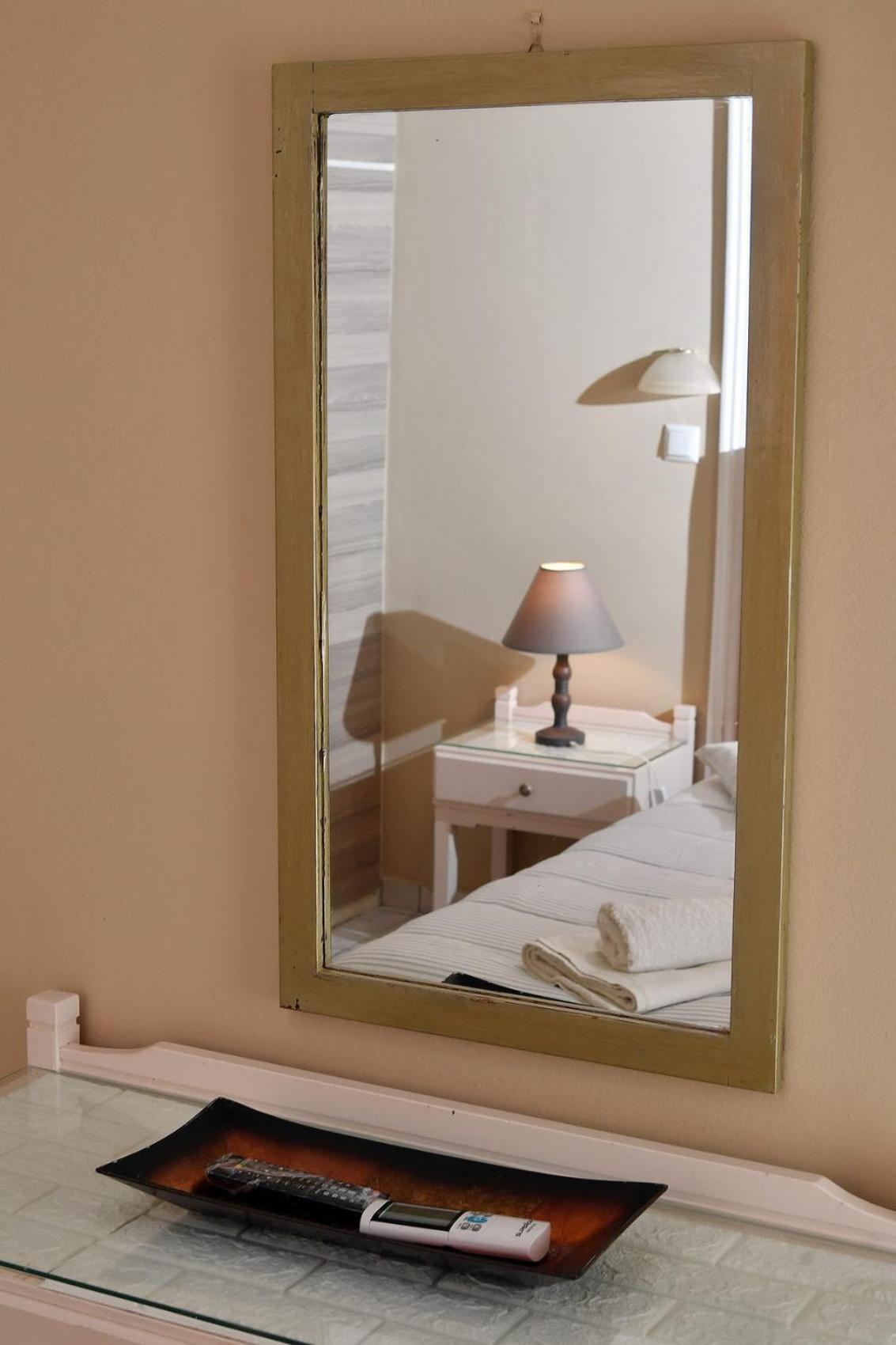Lida Apartments Каламата Стая снимка